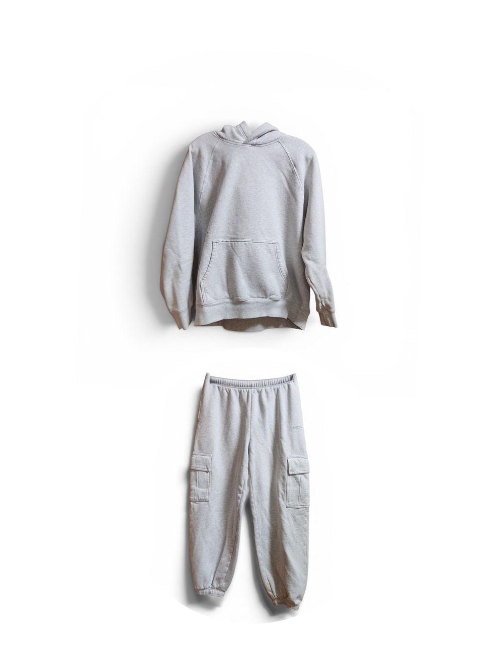 Aritzia Cozy Sweatfleece Light Heather Gray Cargo Sweatpants & Hoodie Set